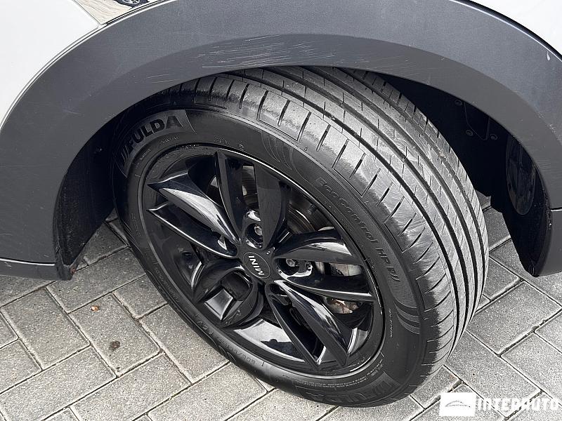Mini Countryman Cooper S ALL4 27 automobil-interauto