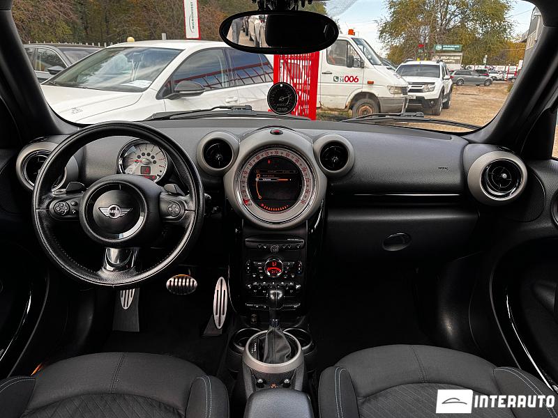 Mini Countryman Cooper S ALL4 17 automobil-interauto