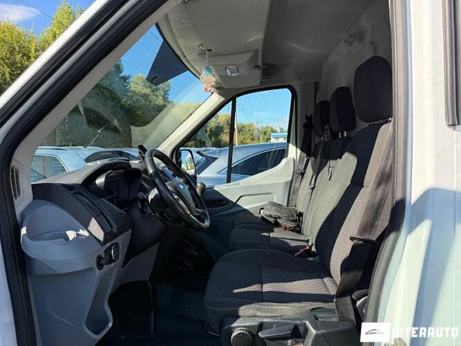 Ford Transit 29 interauto-car