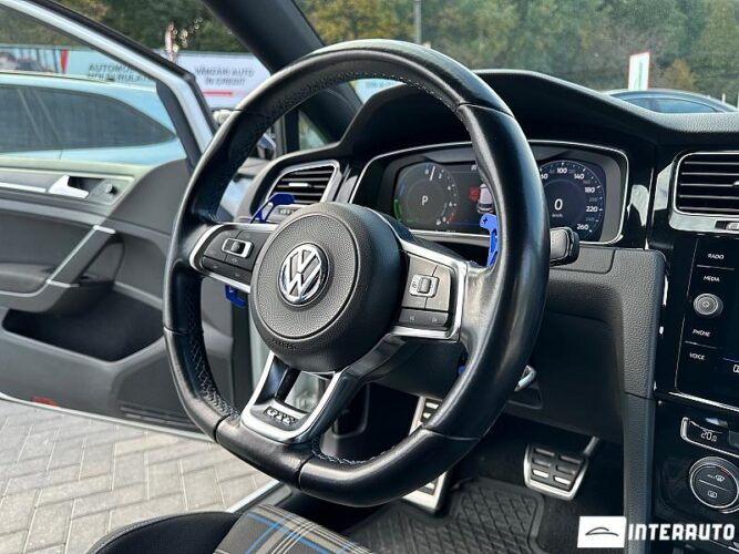 Volkswagen Golf GTE 36 interauto-car