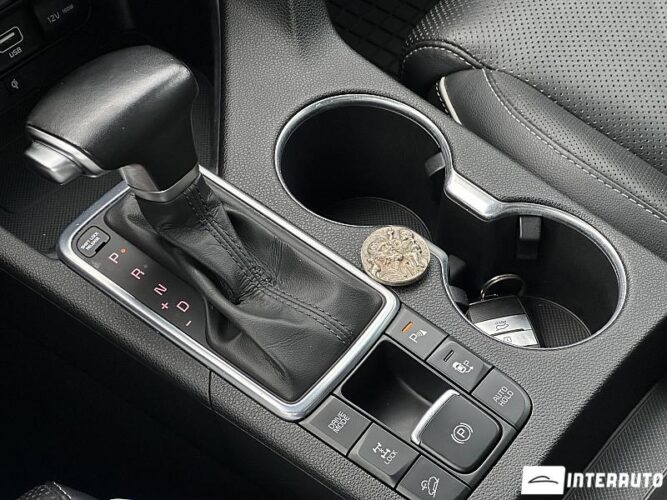 Kia Sportage 46 interauto-car