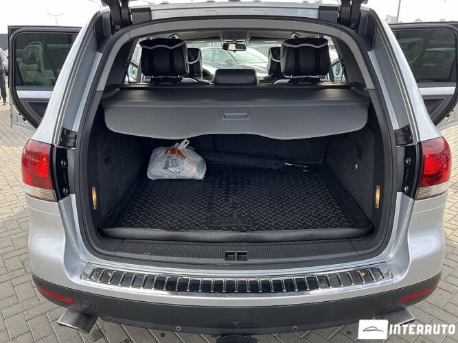 Volkswagen Touareg 51 interauto-car