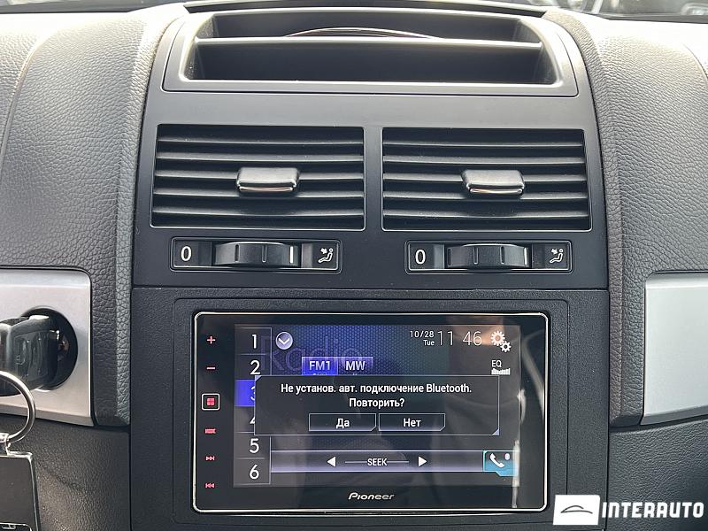 Volkswagen Touareg 19 automobil-interauto