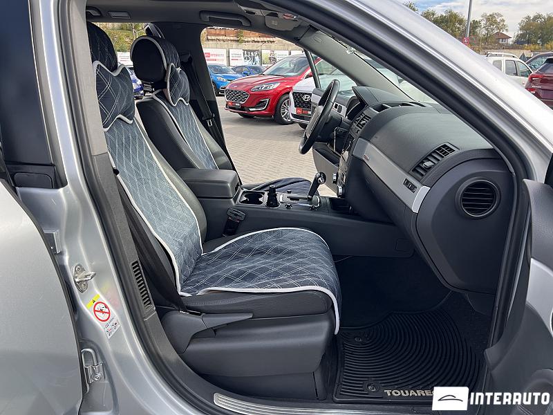 Volkswagen Touareg 25 automobil-interauto