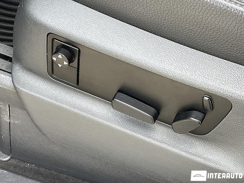 Volkswagen Touareg 29 automobil-interauto