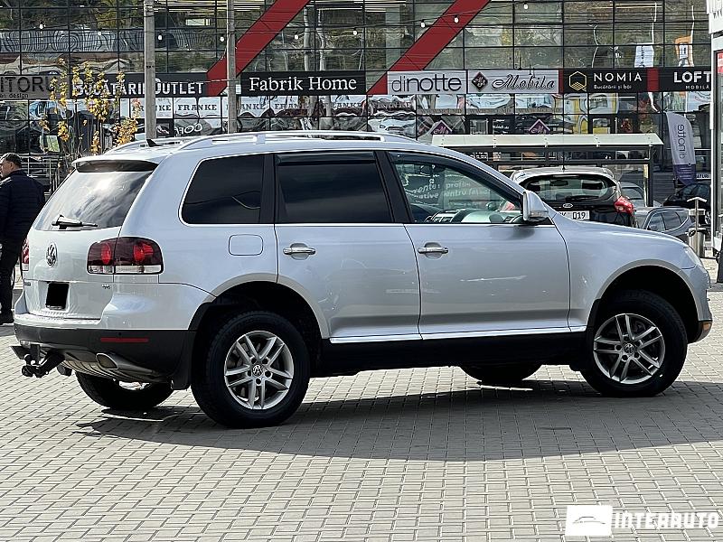 Volkswagen Touareg 13 automobil-interauto