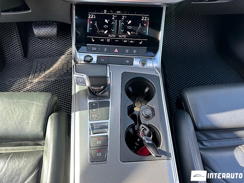 Audi A6 21 automobil-interauto