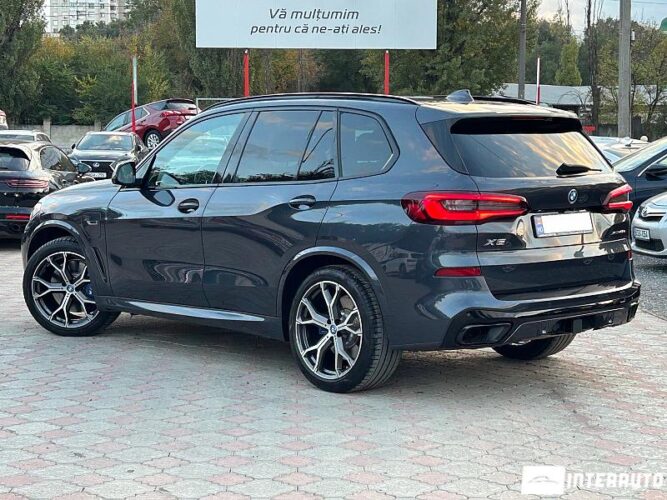BMW X5 4.5e 34 interauto-car