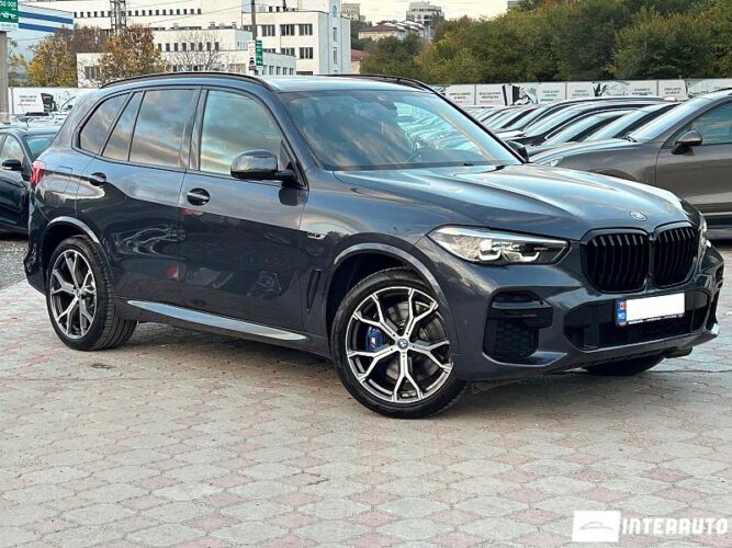 BMW X5 4.5e 35 interauto-car