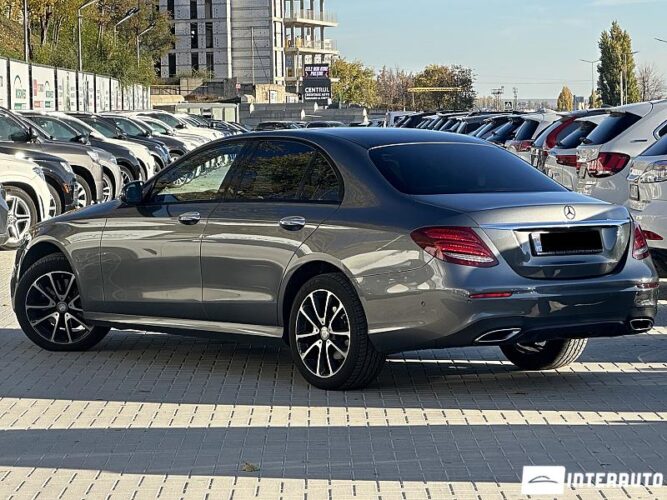 Mercedes E 220 39 interauto-car