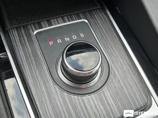 Jaguar F-Pace 51 interauto-car