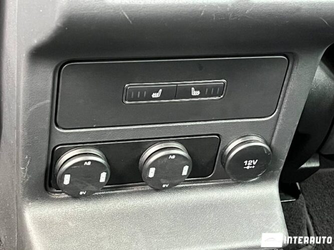 Jaguar F-Pace 55 interauto-car