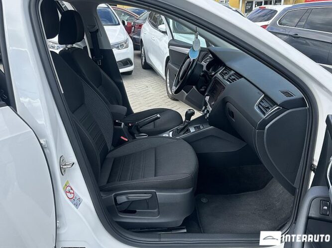 Skoda Octavia 47 interauto-car