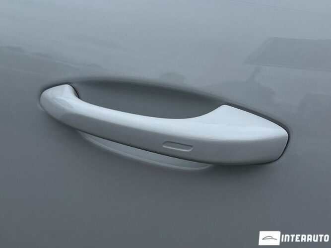 Porsche Cayenne E-Hybrid 44 interauto-car