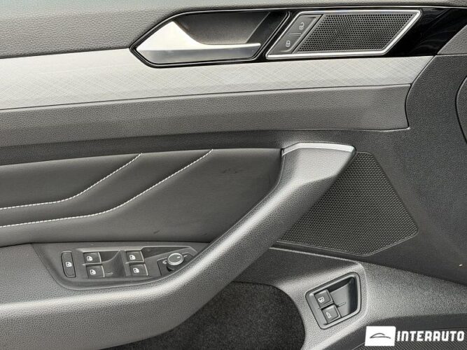 Volkswagen Passat GTE 42 interauto-car