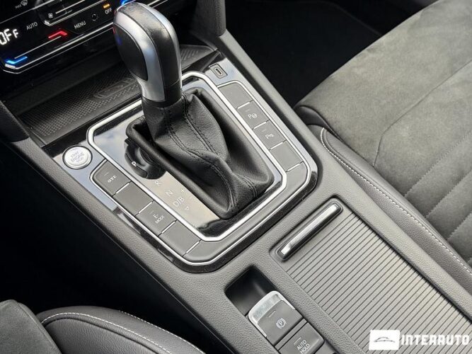 Volkswagen Passat GTE 47 interauto-car