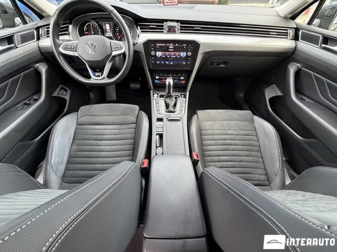 Volkswagen Passat GTE 48 interauto-car