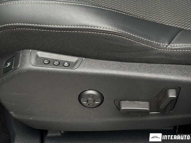Peugeot 3008 49 interauto-car