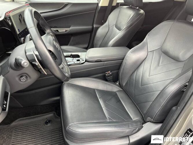 Lexus NX 450H+ 36 interauto-car