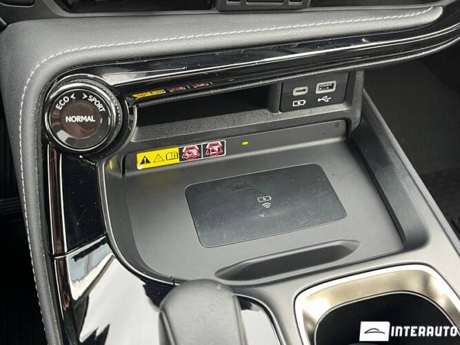 Lexus NX 450H+ 42 interauto-car