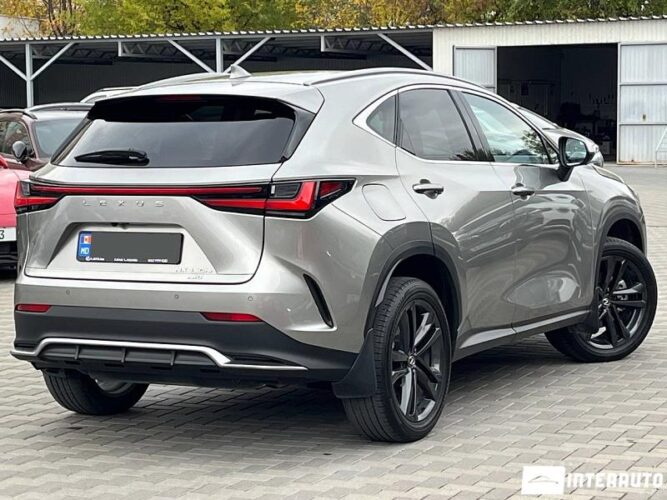 Lexus NX 450H+ 34 interauto-car