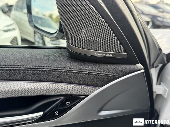 BMW 530e 59 interauto-car