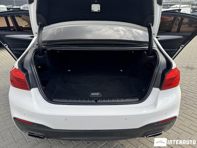 BMW 530e 62 interauto-car