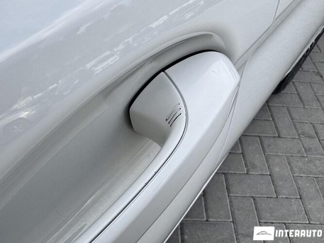 BMW 530e 56 interauto-car