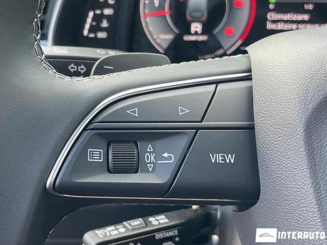 Audi Q7 43 interauto-car