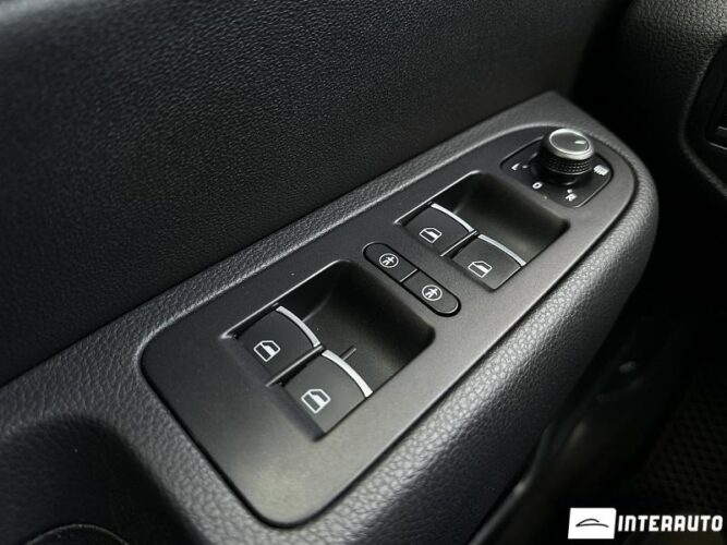 Volkswagen Sharan 40 interauto-car