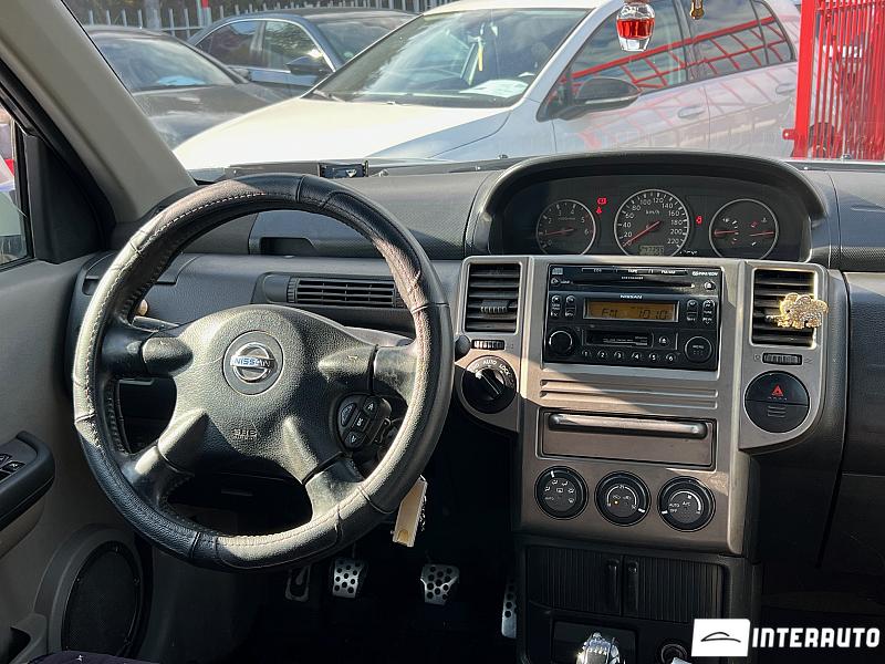 Nissan X-Trail 17 automobil-interauto