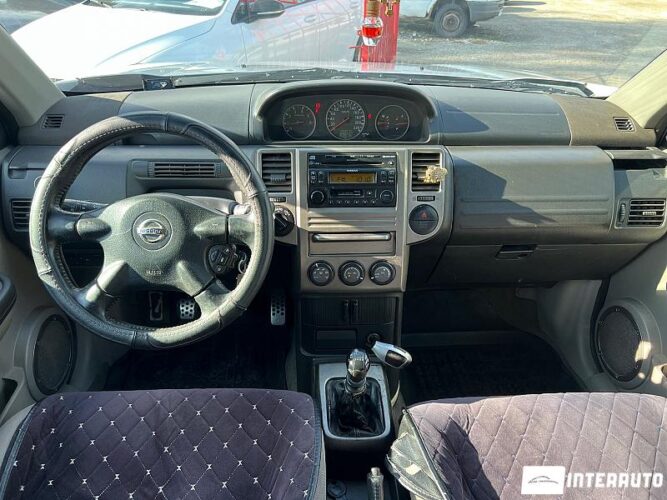 Nissan X-Trail 32 interauto-car
