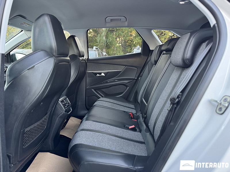 Peugeot 3008 31 automobil-interauto