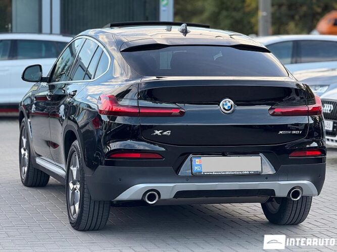BMW X4 3.0i 34 interauto-car