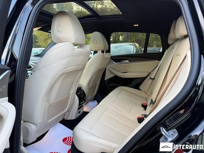 BMW X4 3.0i 49 interauto-car