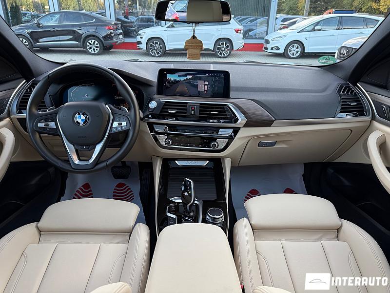 BMW X4 3.0i 21 automobil-interauto