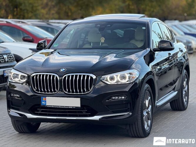 BMW X4 3.0i 31 interauto-car