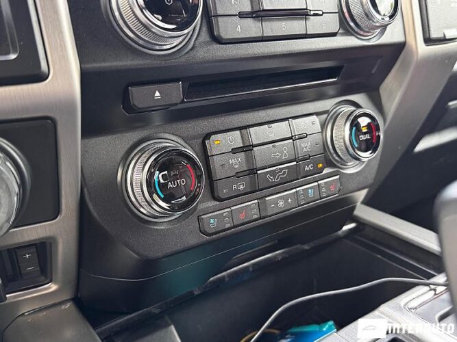 Ford F150 48 interauto-car