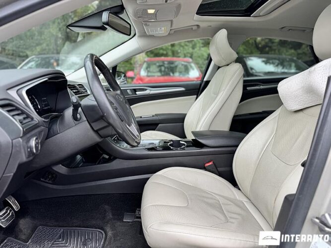 Ford Fusion 40 interauto-car