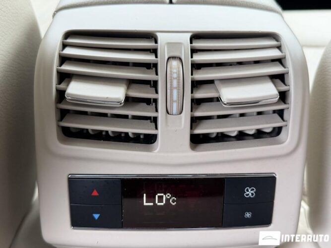 Mercedes E 400 54 interauto-car