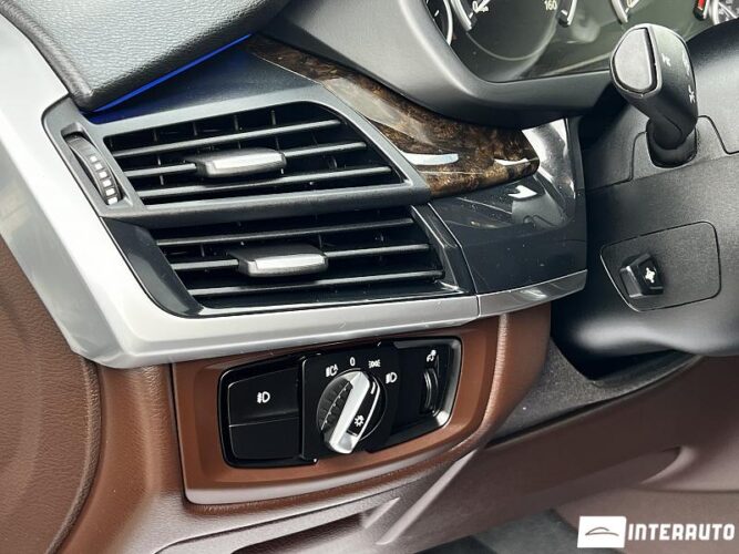 BMW X5 4.0e 52 interauto-car