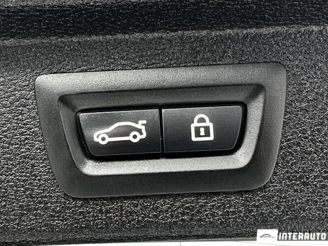 BMW X5 4.0e 58 interauto-car