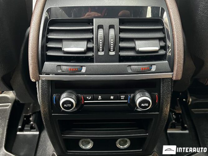 BMW X5 4.0e 48 interauto-car