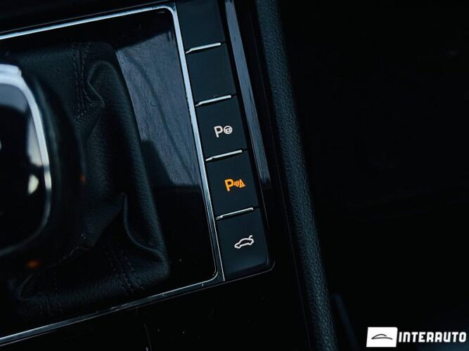 Skoda Superb 45 interauto-car