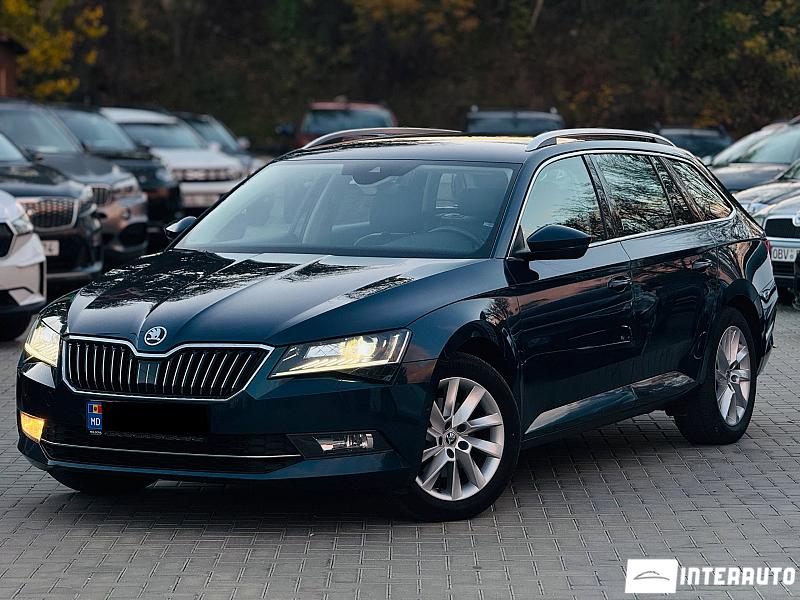 Skoda Superb 12 automobil-interauto