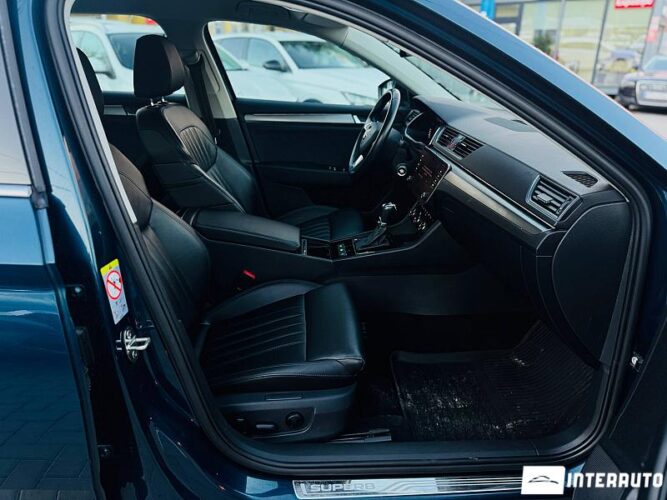 Skoda Superb 48 interauto-car
