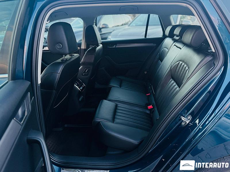 Skoda Superb 24 automobil-interauto