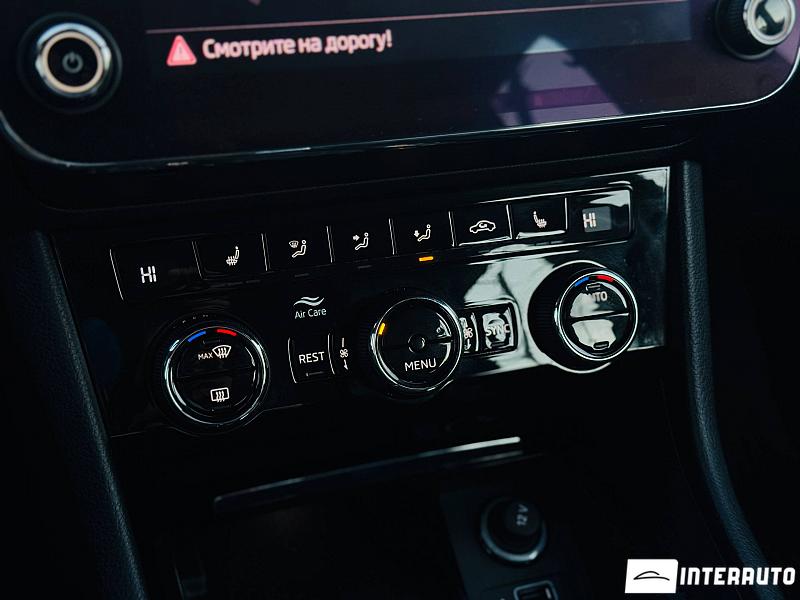 Skoda Superb 21 automobil-interauto