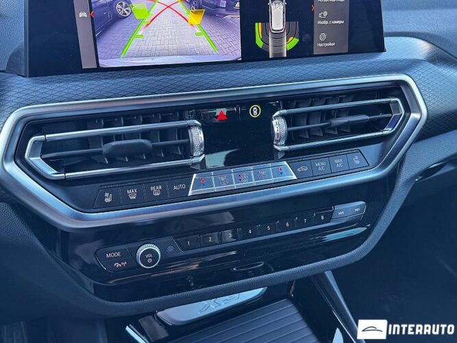 BMW X3 2.0D 39 interauto-car
