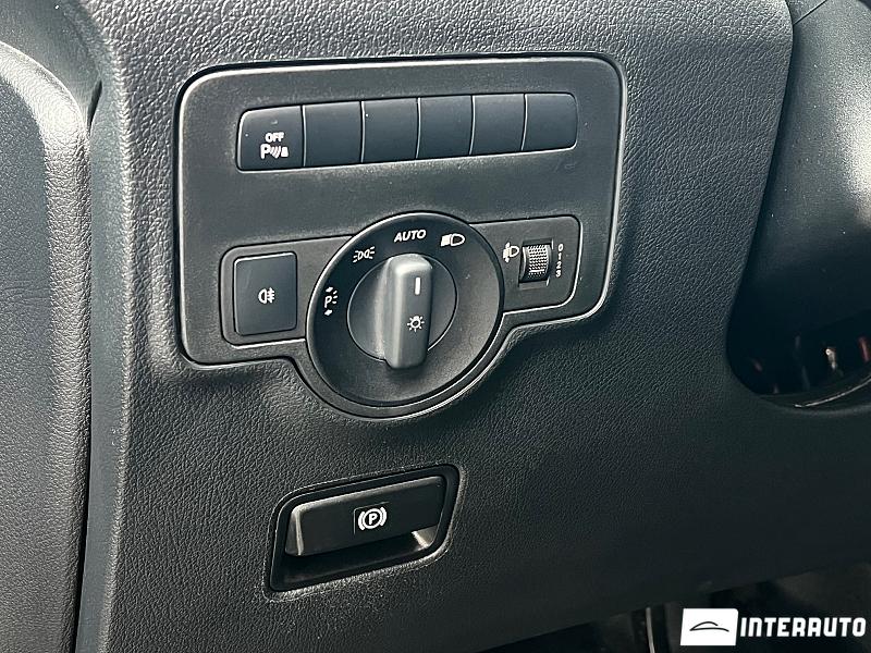 Mercedes Vito 18 automobil-interauto